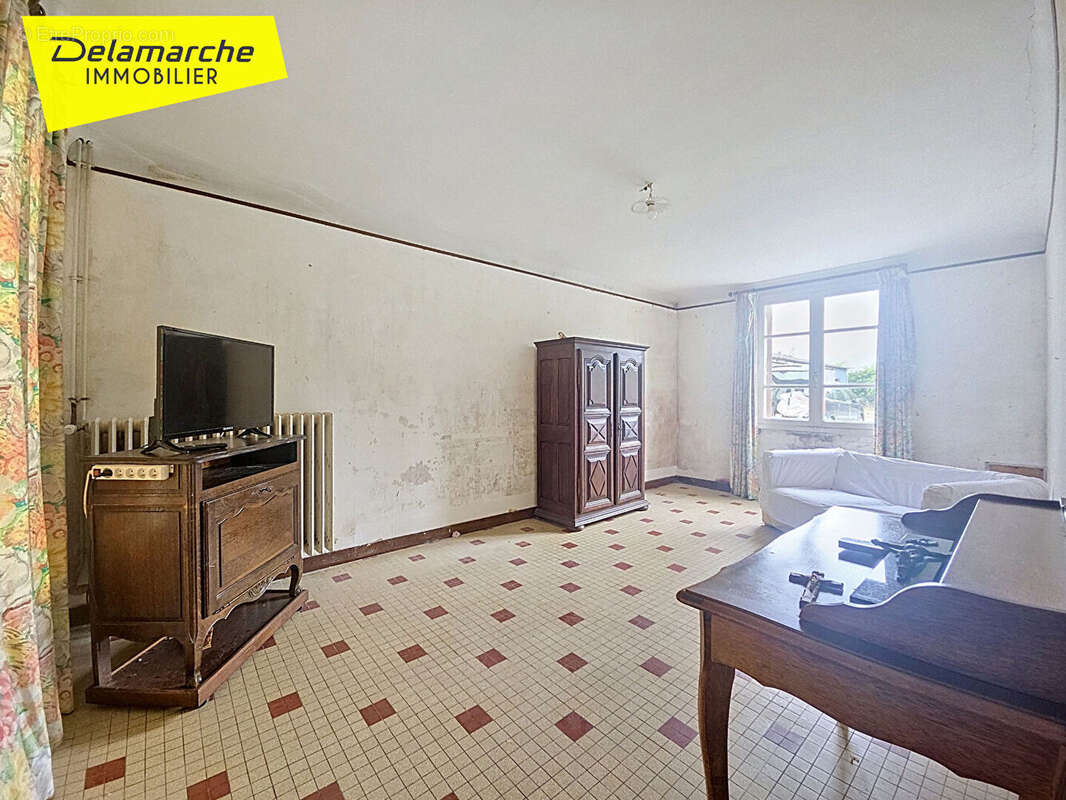 A vendre maison avec dépendance Bricqueville Sur Mer 6 pièces - photo 12