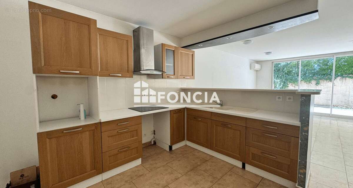 Appartement à LE CRES