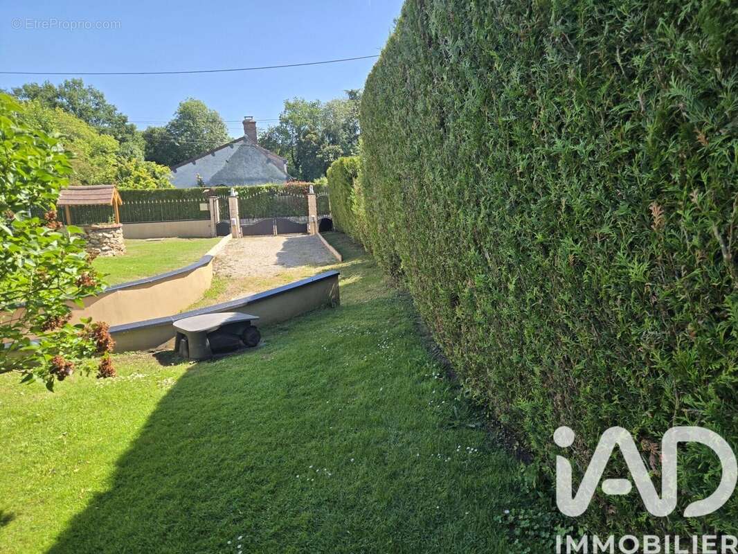Maison 147 m² à Marcilly-La-Campagne  - photo 2