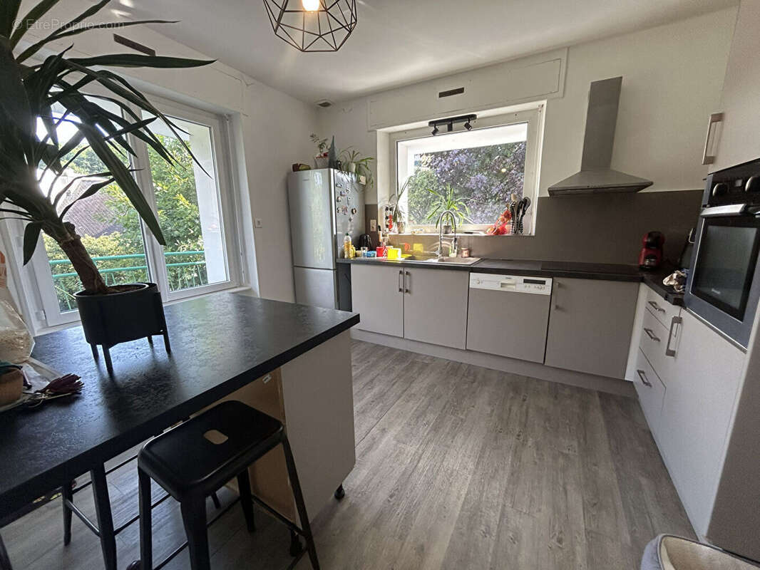 Maison spacieuse 7 pièces à vendre a moins de 200 m du centre ville de Quimper - photo 4