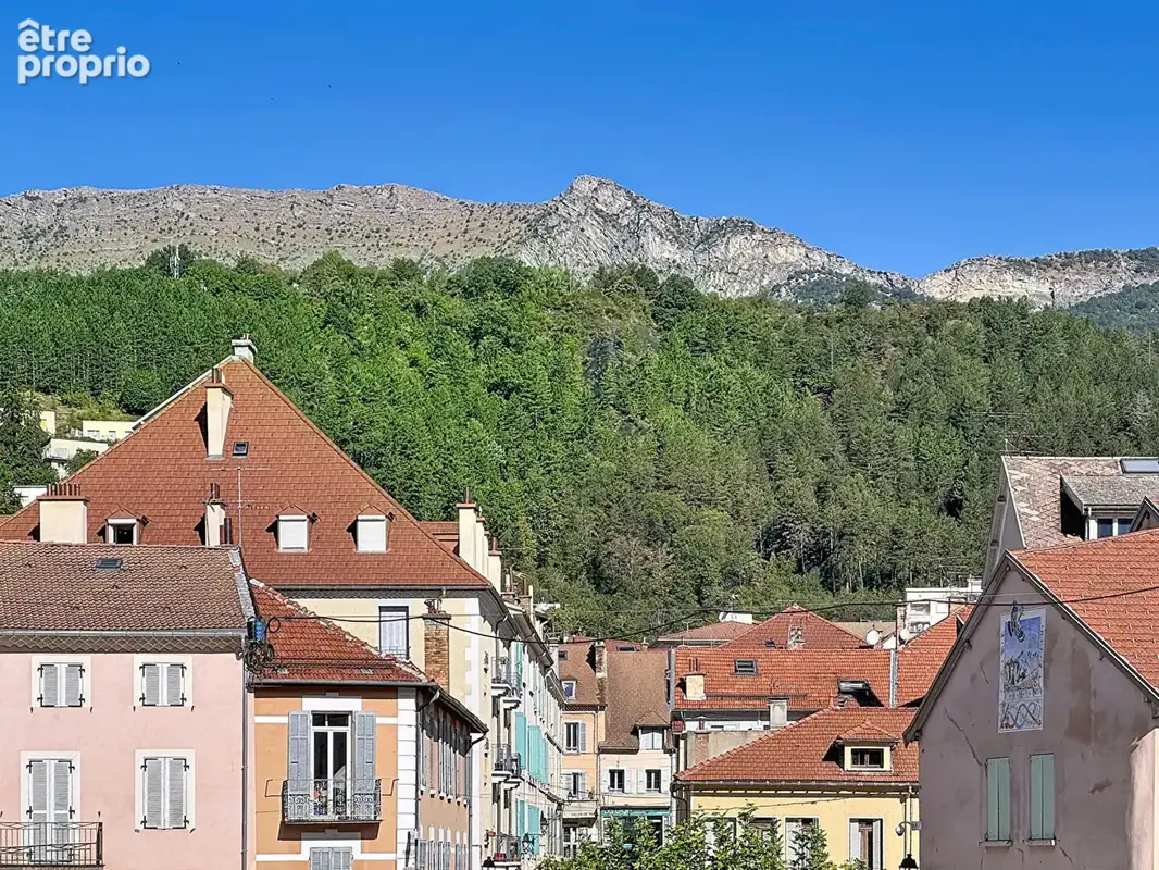 Appartement T3 avec balcons - Centre-ville de Gap ! - photo 9