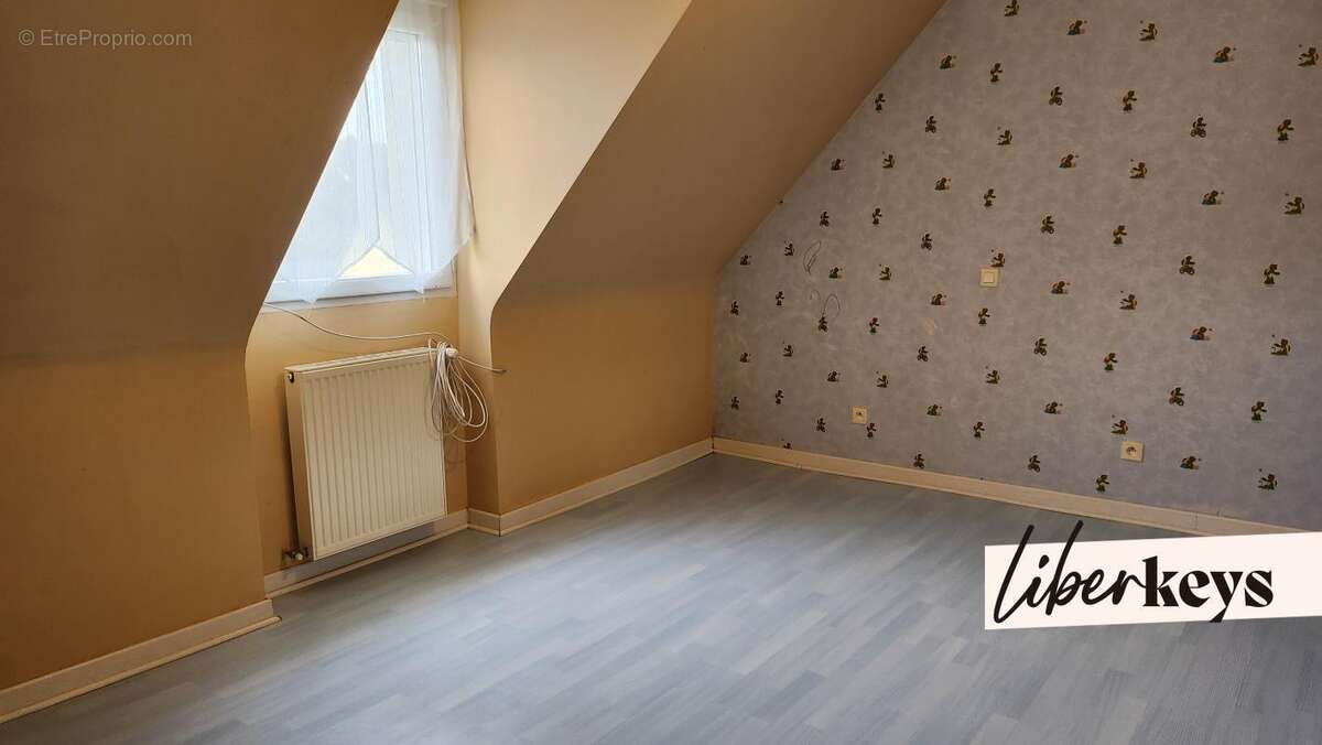 Maison à COLLINEE