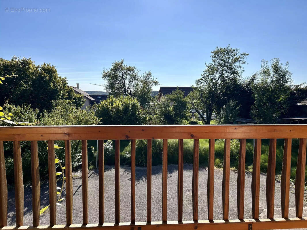 Appartement à GROISY