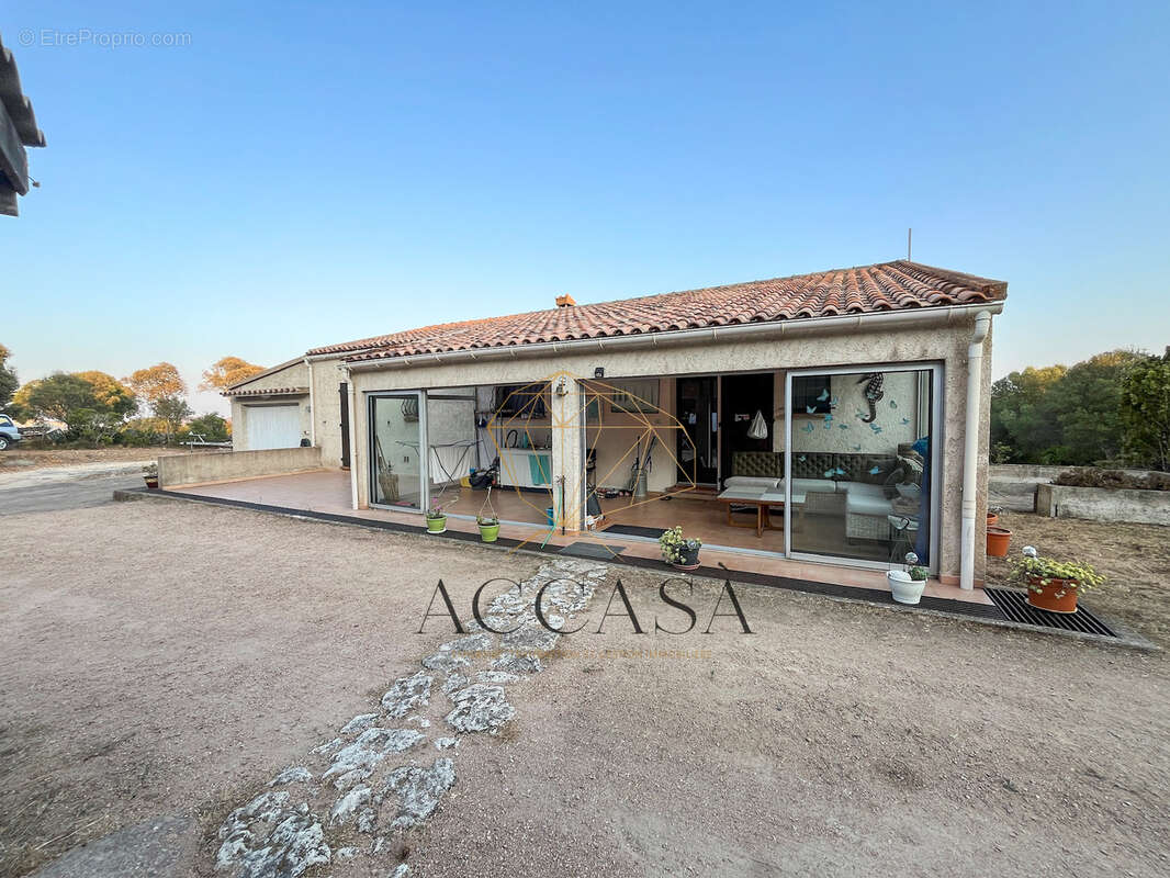 Maison à BONIFACIO