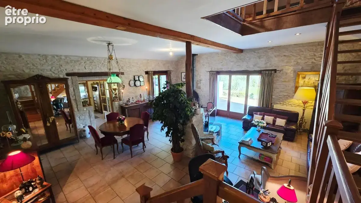 Maison  avec studio independant 165m²  6 pieces 4 chambres piscine - photo 4