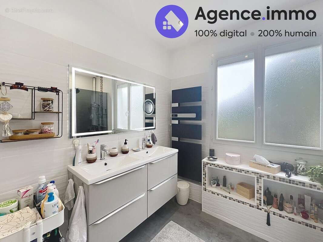 Maison à ROCHECORBON