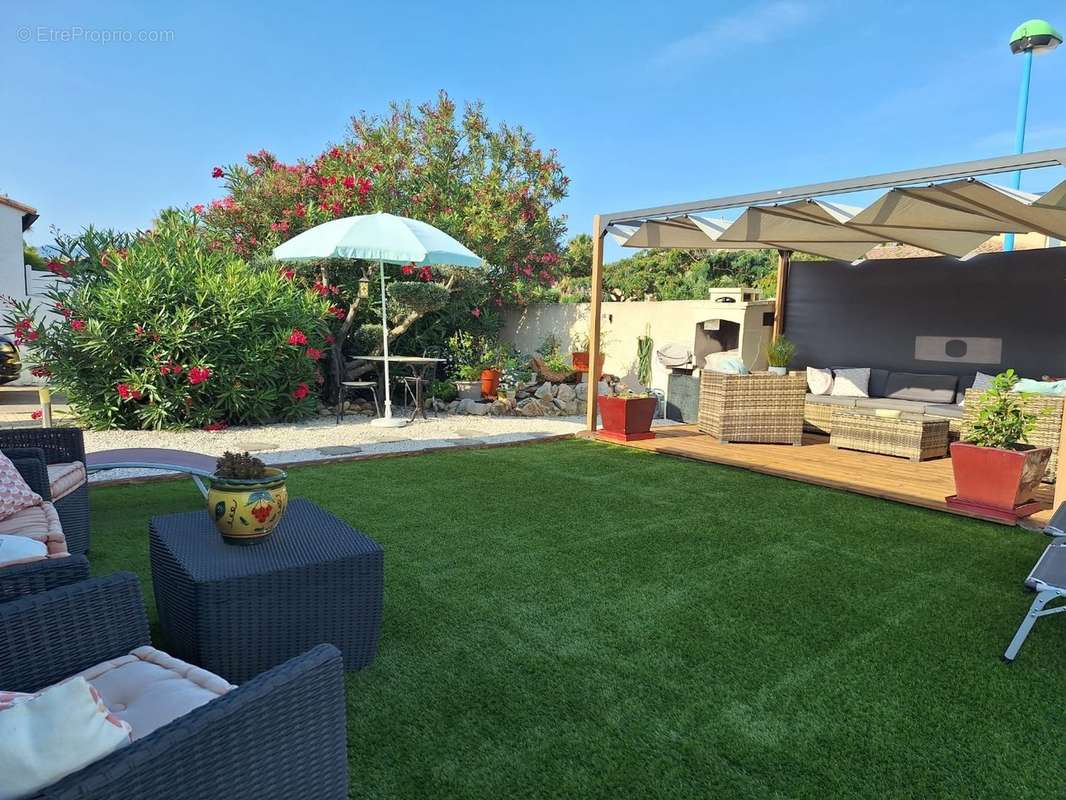 Maison à SAINT-CYPRIEN