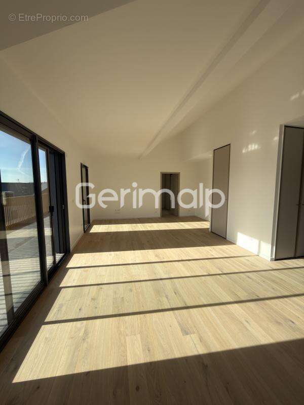 Appartement à ANNECY-LE-VIEUX