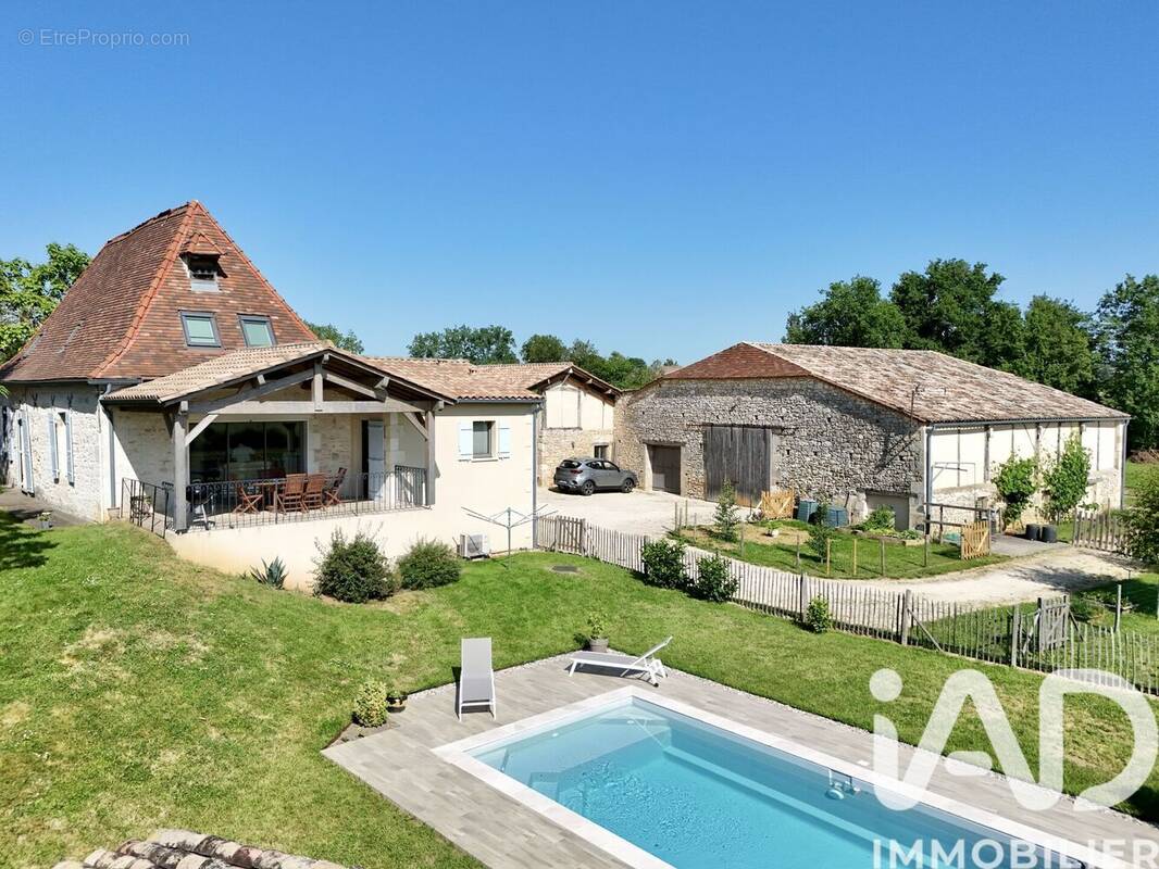 Photo 1 - Maison à BEAUMONT-DU-PERIGORD