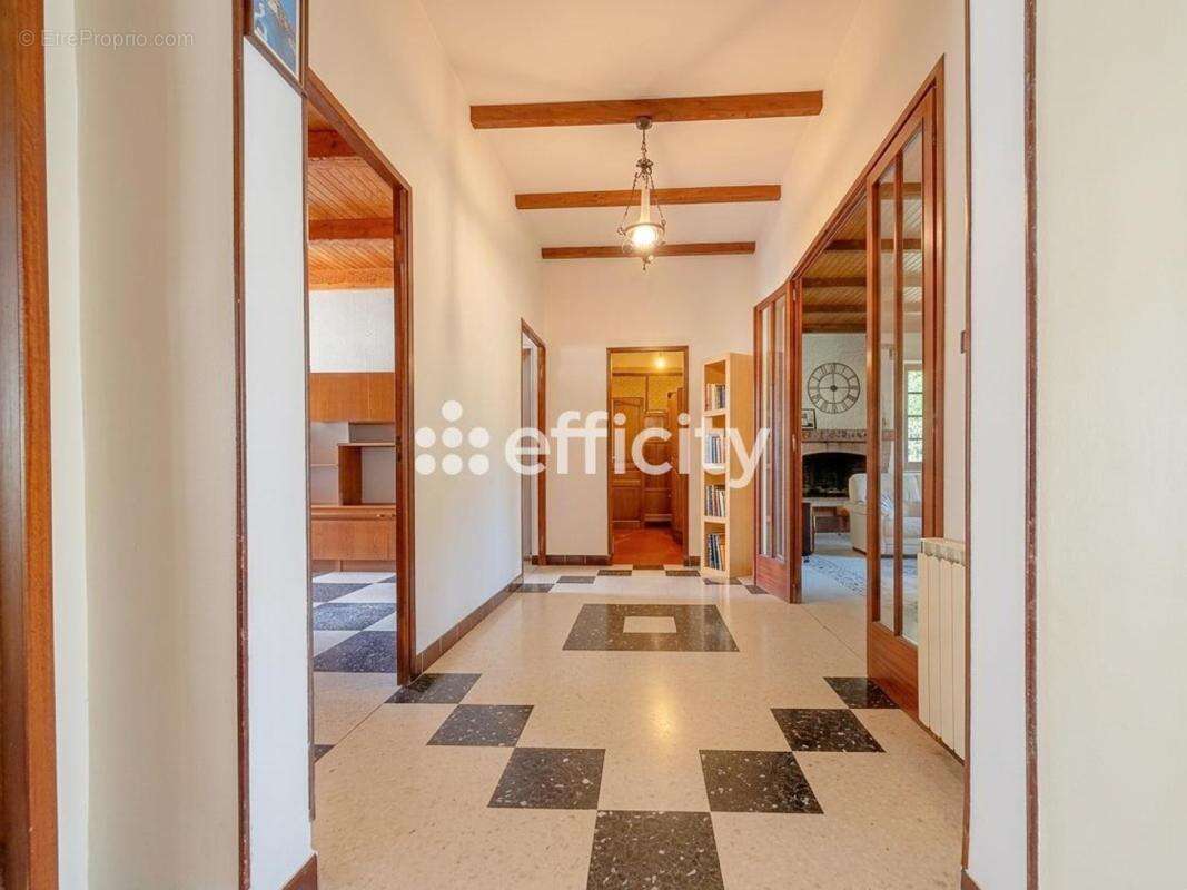 Maison à MARSEILLE-8E