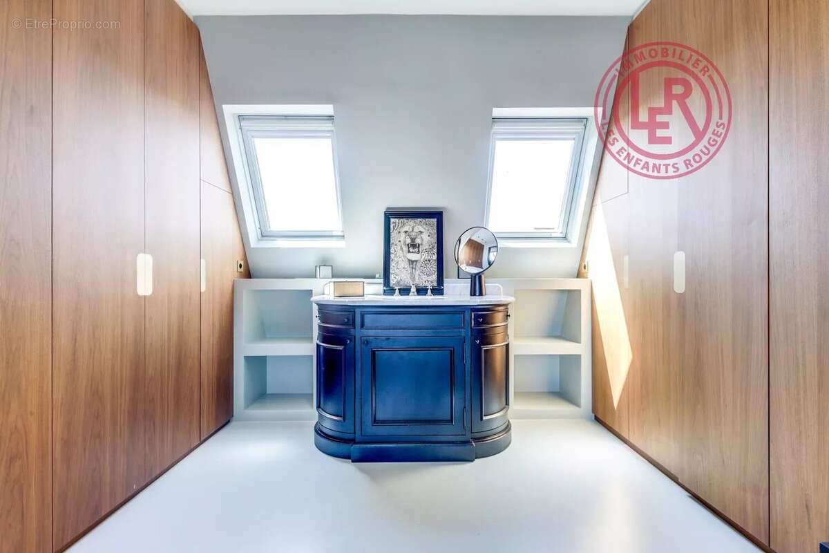 Appartement à PARIS-9E