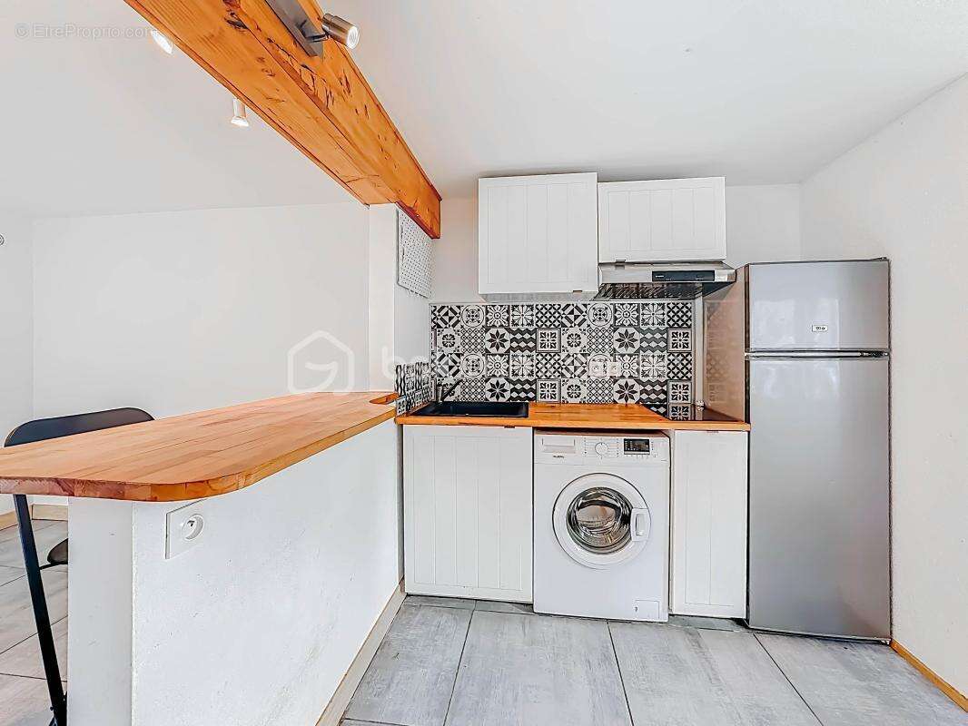 *** Appartement entièrement rénové à Palavas Rive Droite *** - photo 5