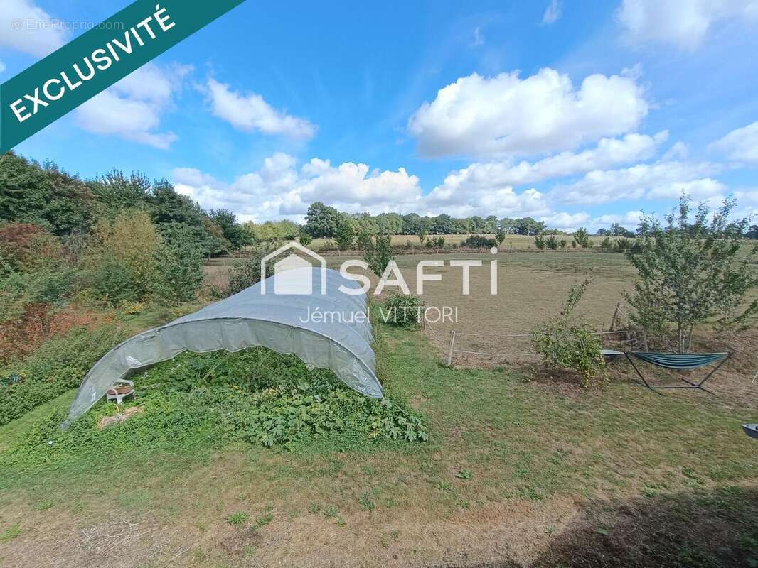 Photo 4 - Maison à MONTREUIL-SOUS-PEROUSE