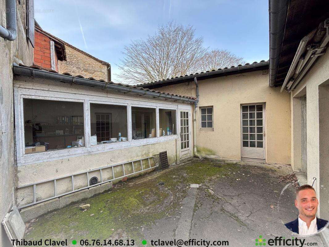 Appartement à CHASSENEUIL-SUR-BONNIEURE