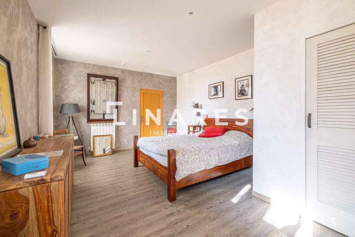 Appartement à LA PENNE-SUR-HUVEAUNE