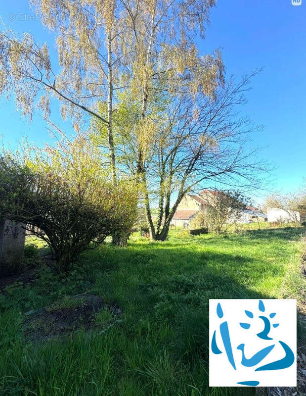 Maison à LES DEUX-VILLES