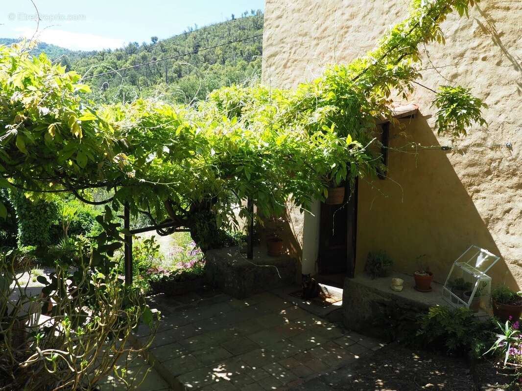 Maison à LA GARDE-FREINET