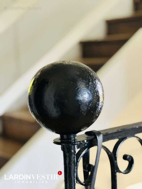 Maison à SAINT-GENIS-LAVAL