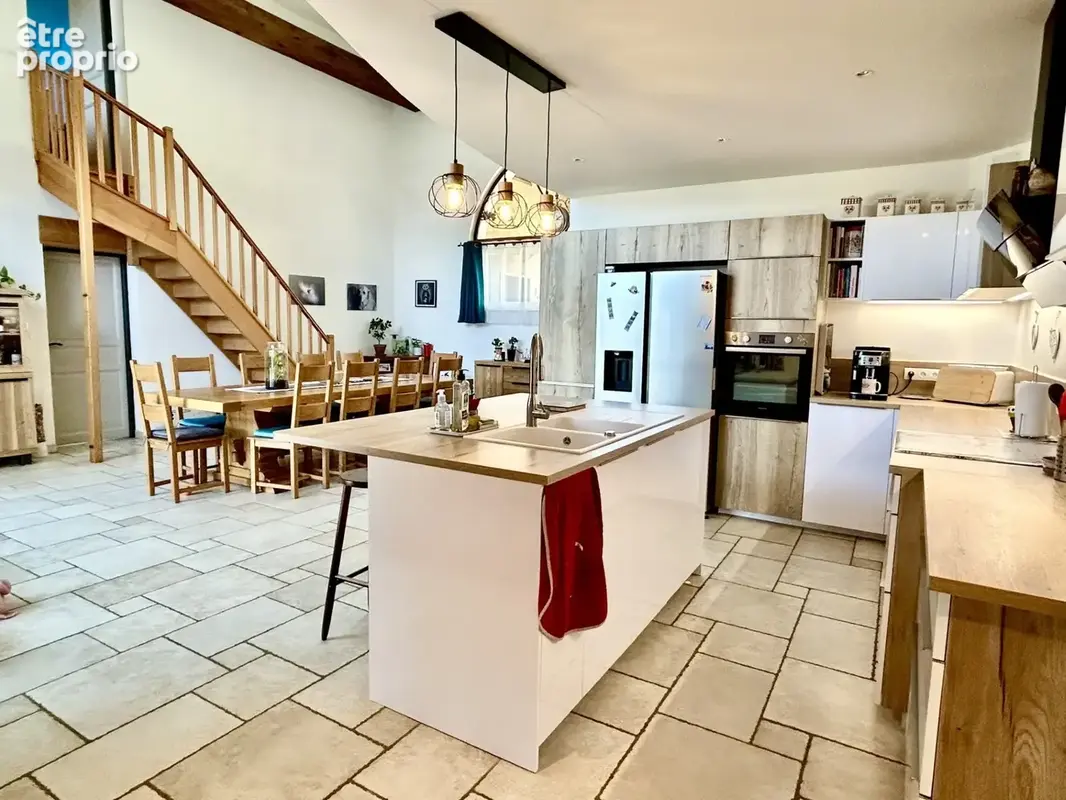Maison de caractère à vendre 10 pièces ALBY SUR CHERAN (74) - photo 5