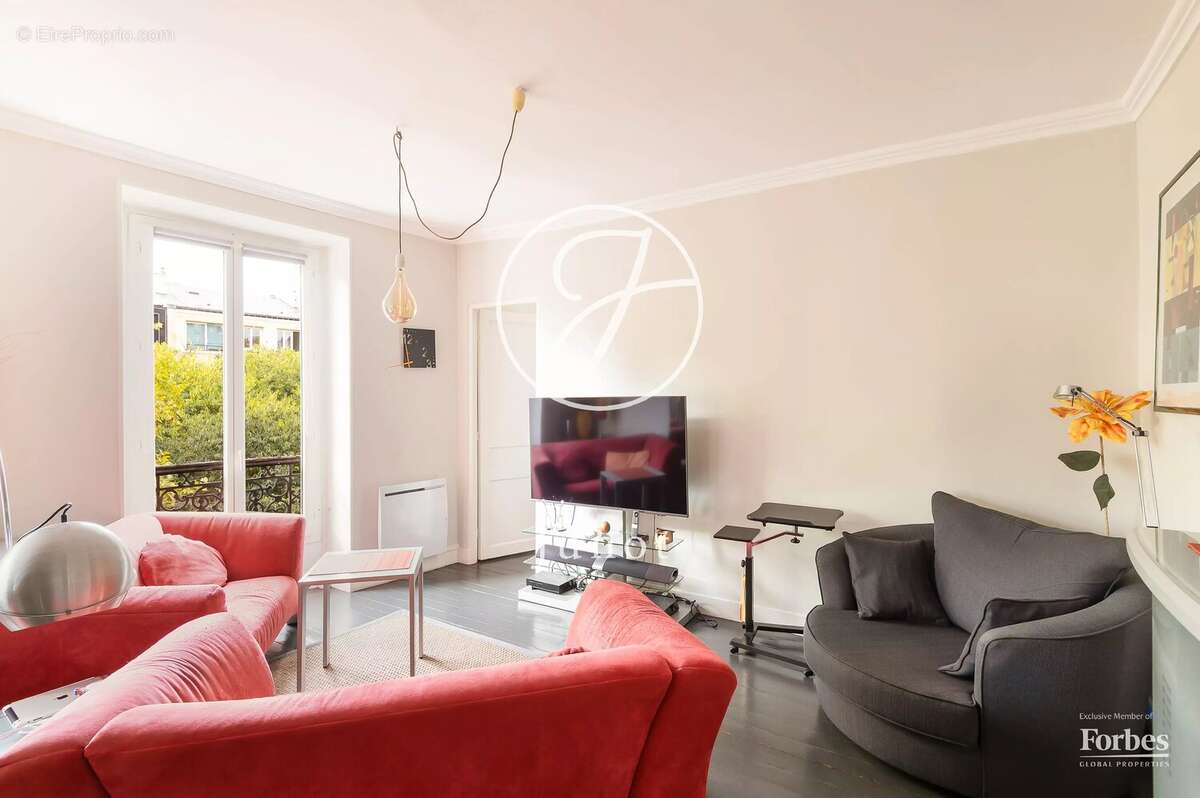 Appartement à PARIS-9E