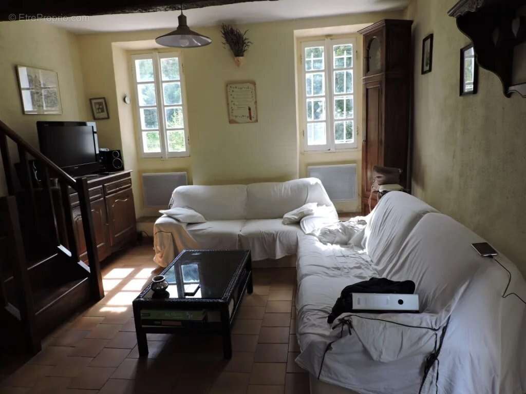 Maison à ENTREVAUX
