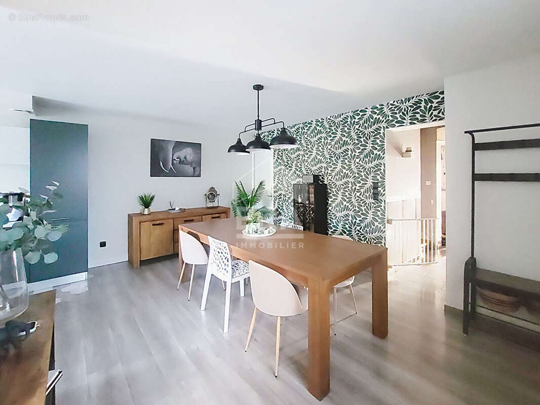 Maison à AVION