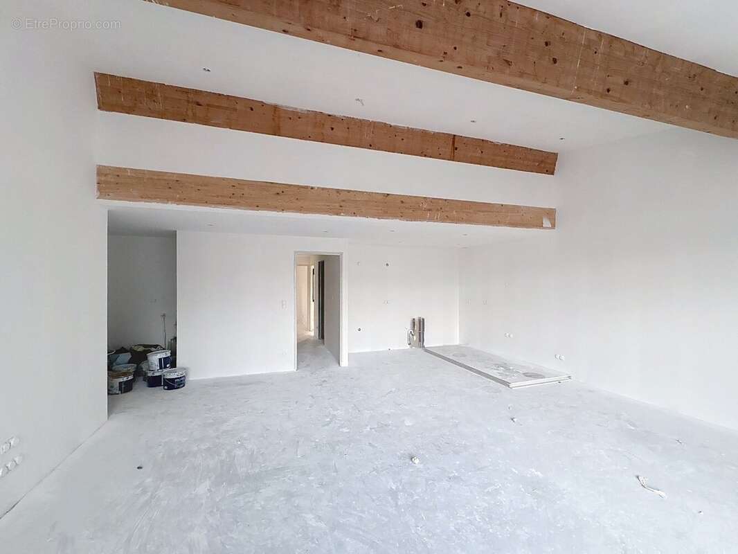 Appartement à SAINT-PAUL-SUR-SAVE