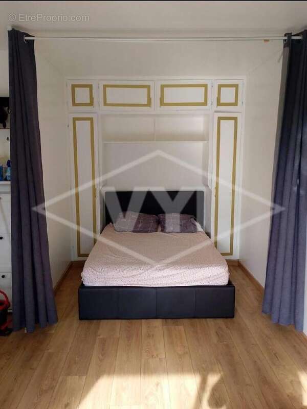 Appartement 30 m² à Combs-La-Ville  - photo 7