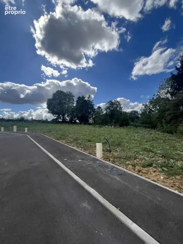 Terrain à CALONNE-RICOUART