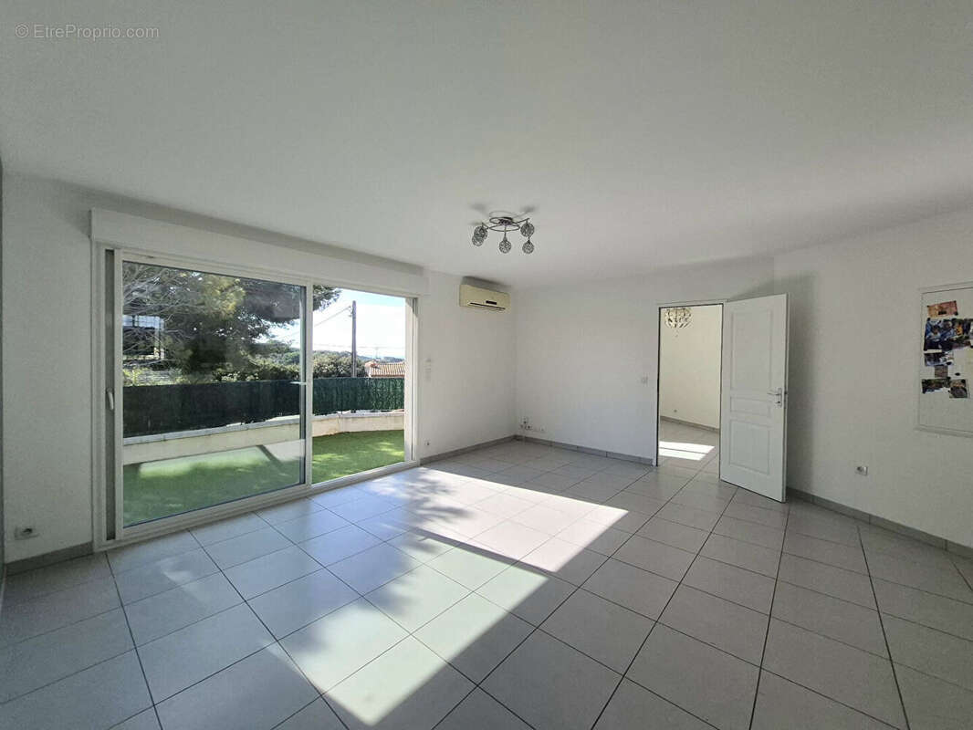 Appartement à SAUSSET-LES-PINS