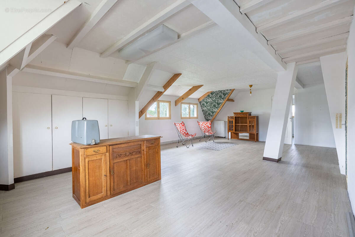 Maison Conflans Sainte Honorine 7 pièce(s) 187.67 m2 - photo 8