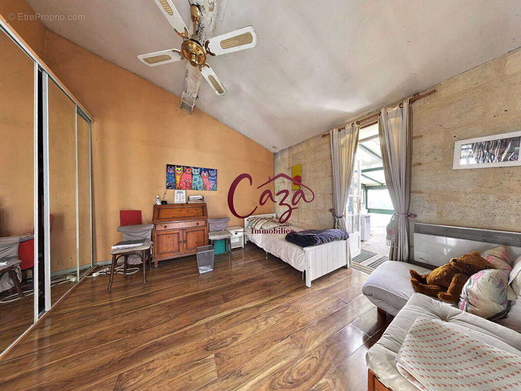 Maison à FARGUES-SAINT-HILAIRE