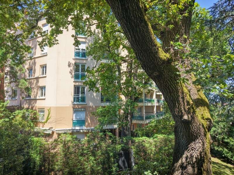 Appartement à BRON