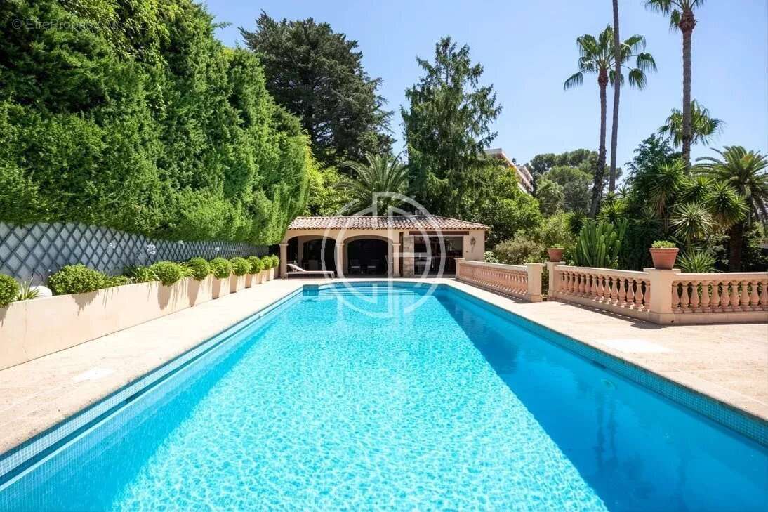 Superbe villa  - secteur ultra residentiel - photo 7