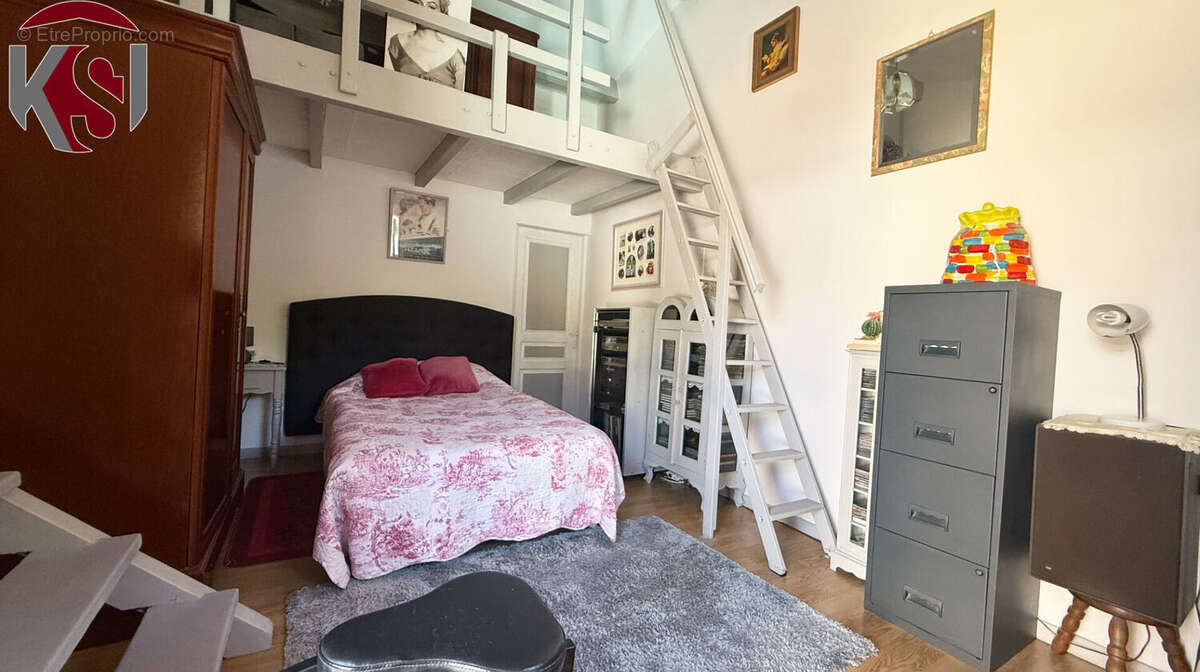 Maison à REGUSSE