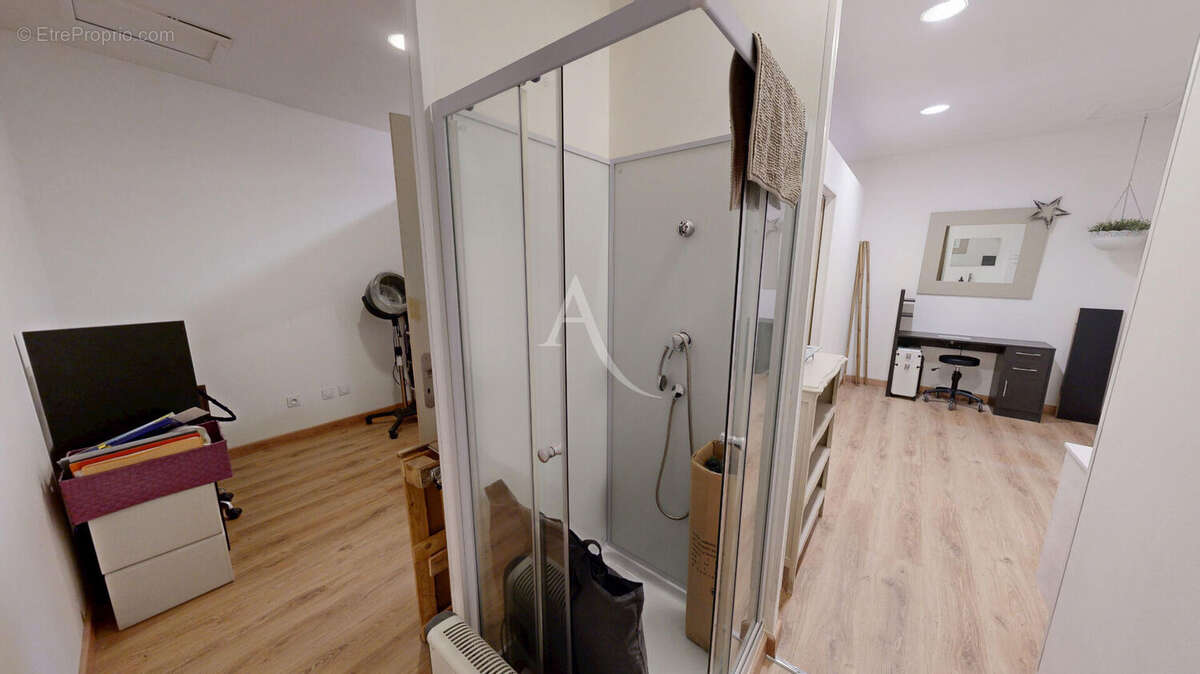 Commerce à CARCASSONNE