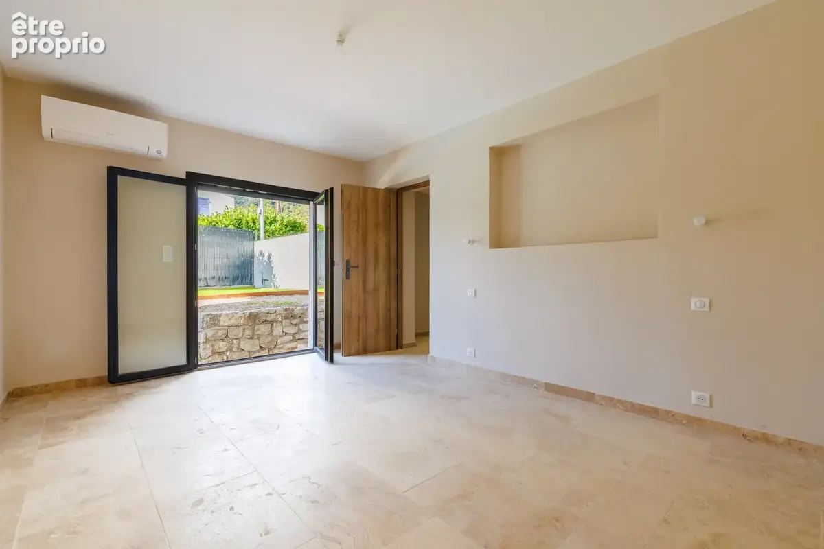 Maison entièrement rénovée avec piscine, à 200 m du village - photo 32