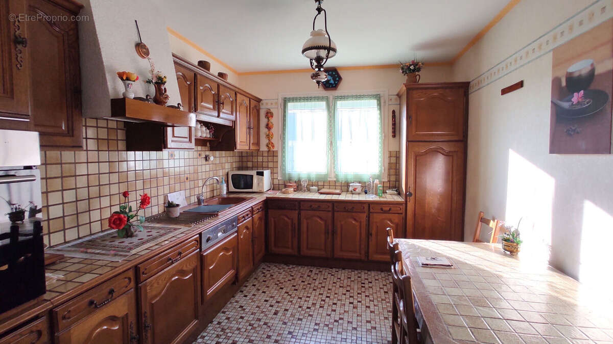 Maison à CHATELLERAULT