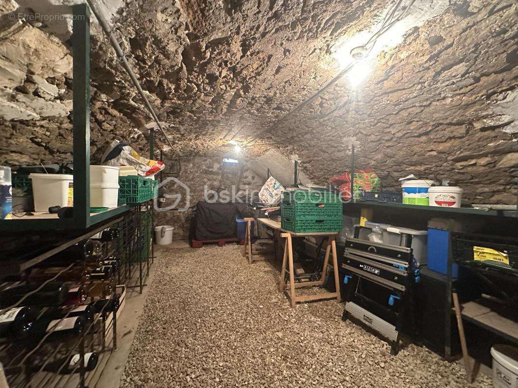 Maison à OZOUER-LE-VOULGIS