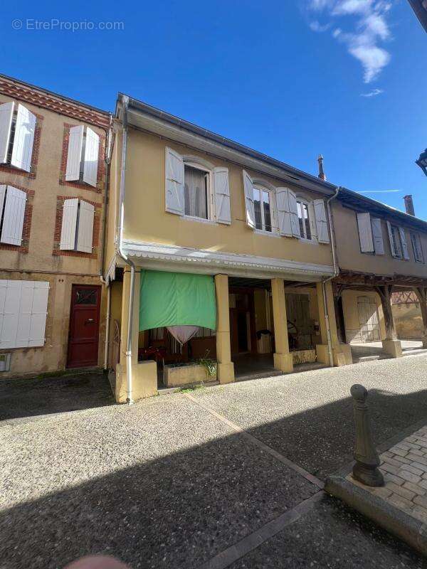 Appartement à MASSEUBE