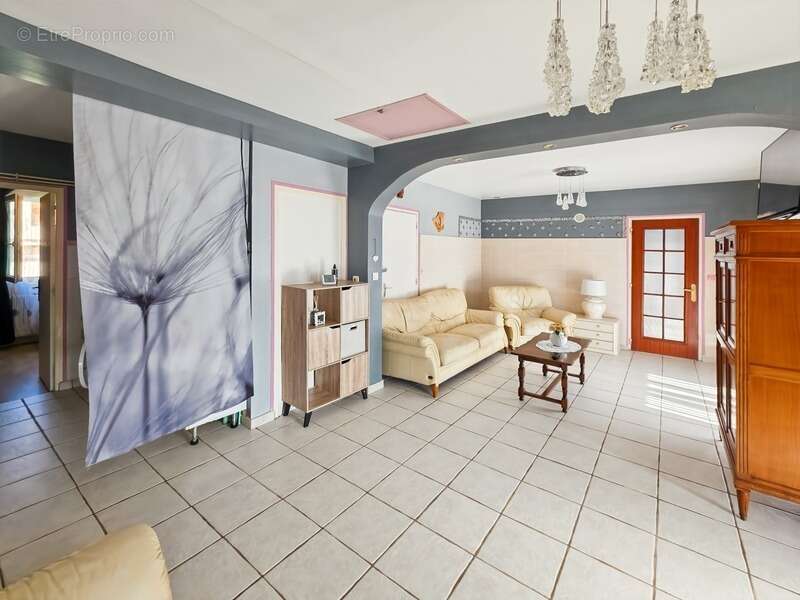 Maison à SAINT-AMOUR