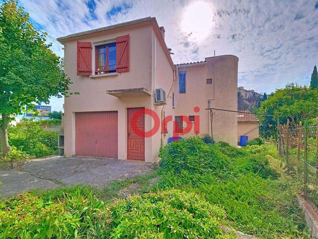 Maison à LA SEYNE-SUR-MER