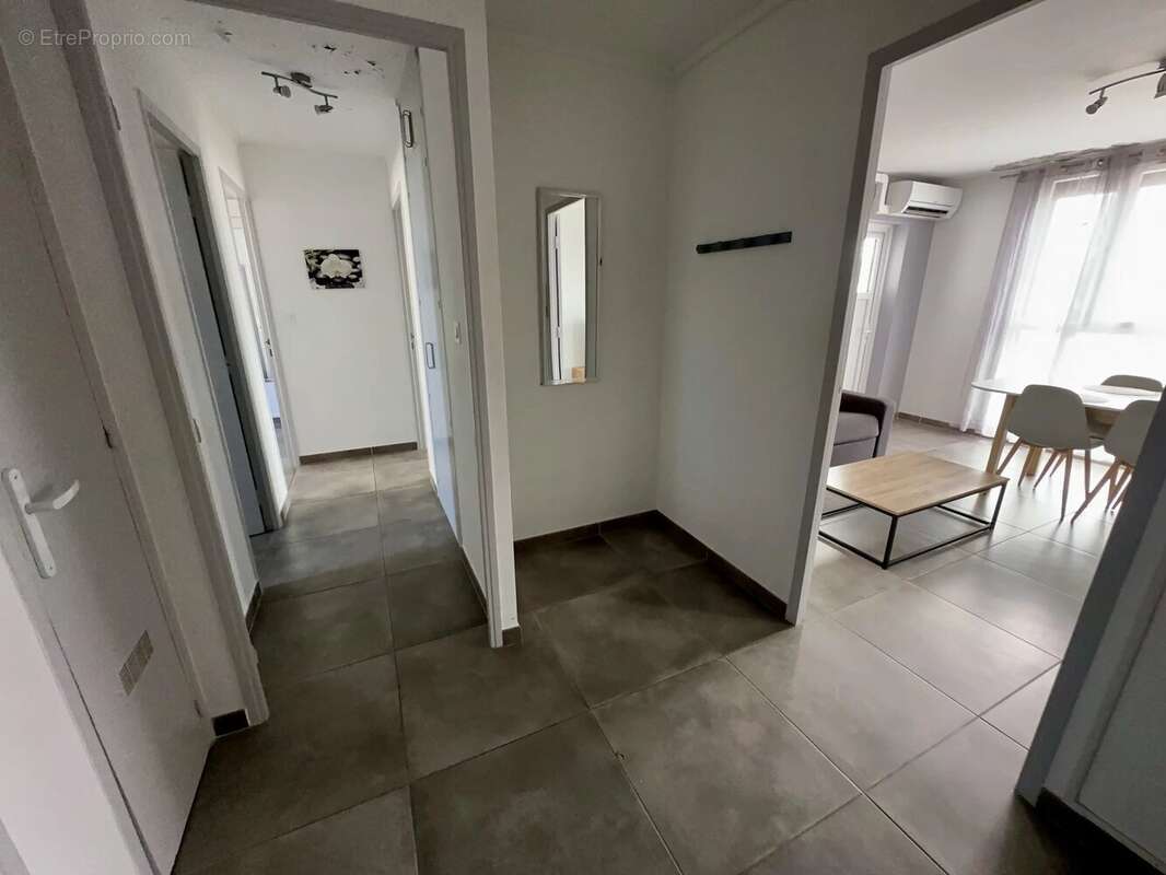 Appartement F4 rénové et meublé, 4 Ieme e dernier étage, cabe - photo 14