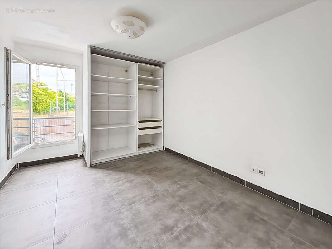 Appartement à MARSEILLE-16E