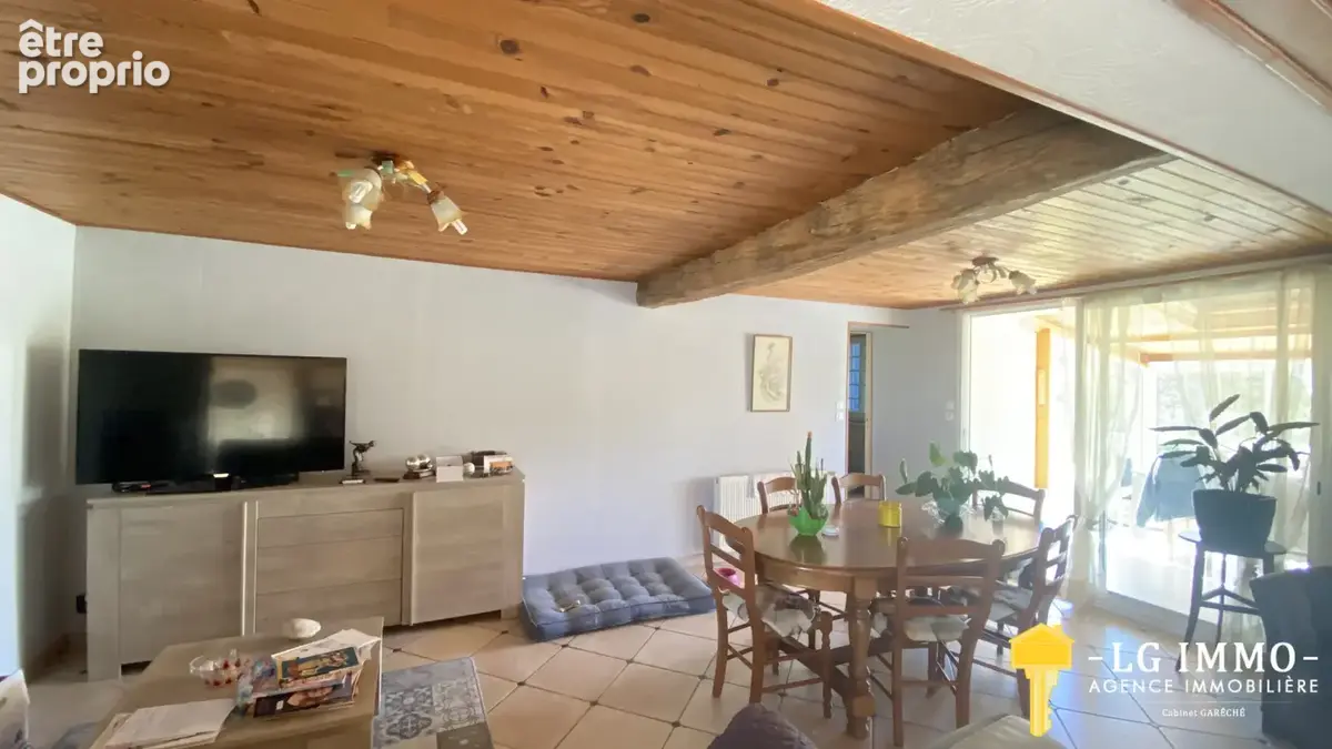 Propriété avec dépendance d'environ 285m2 près du pittoresque port de Chenac - photo 46