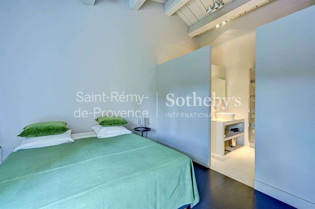 Maison à SAINT-REMY-DE-PROVENCE