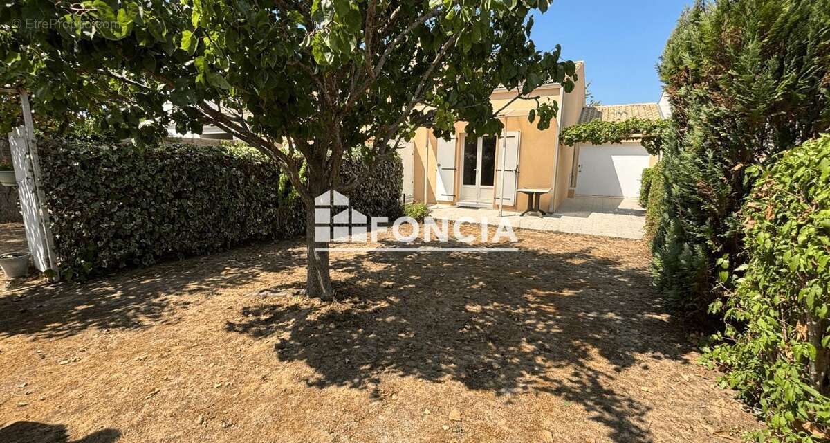 LAGORD (17) - La Plouzière Superbe Maison Familiale 172 m² avec Studio Indépendant - photo 14