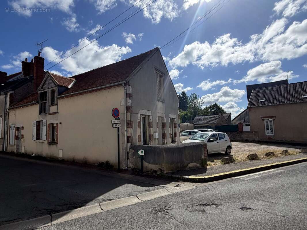 Appartement 165 m² à Gien  - photo 2