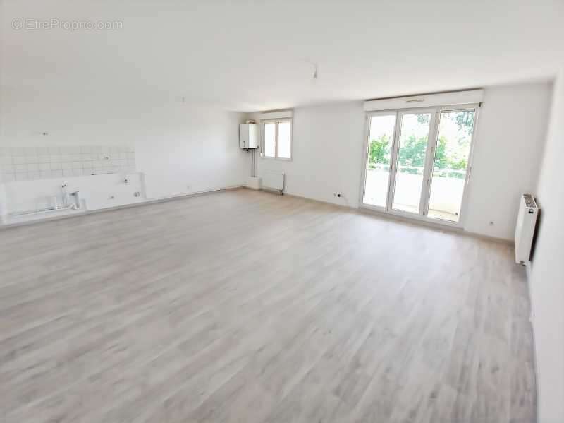 Appartement 70 m² à Vieux-Charmont  - photo 3