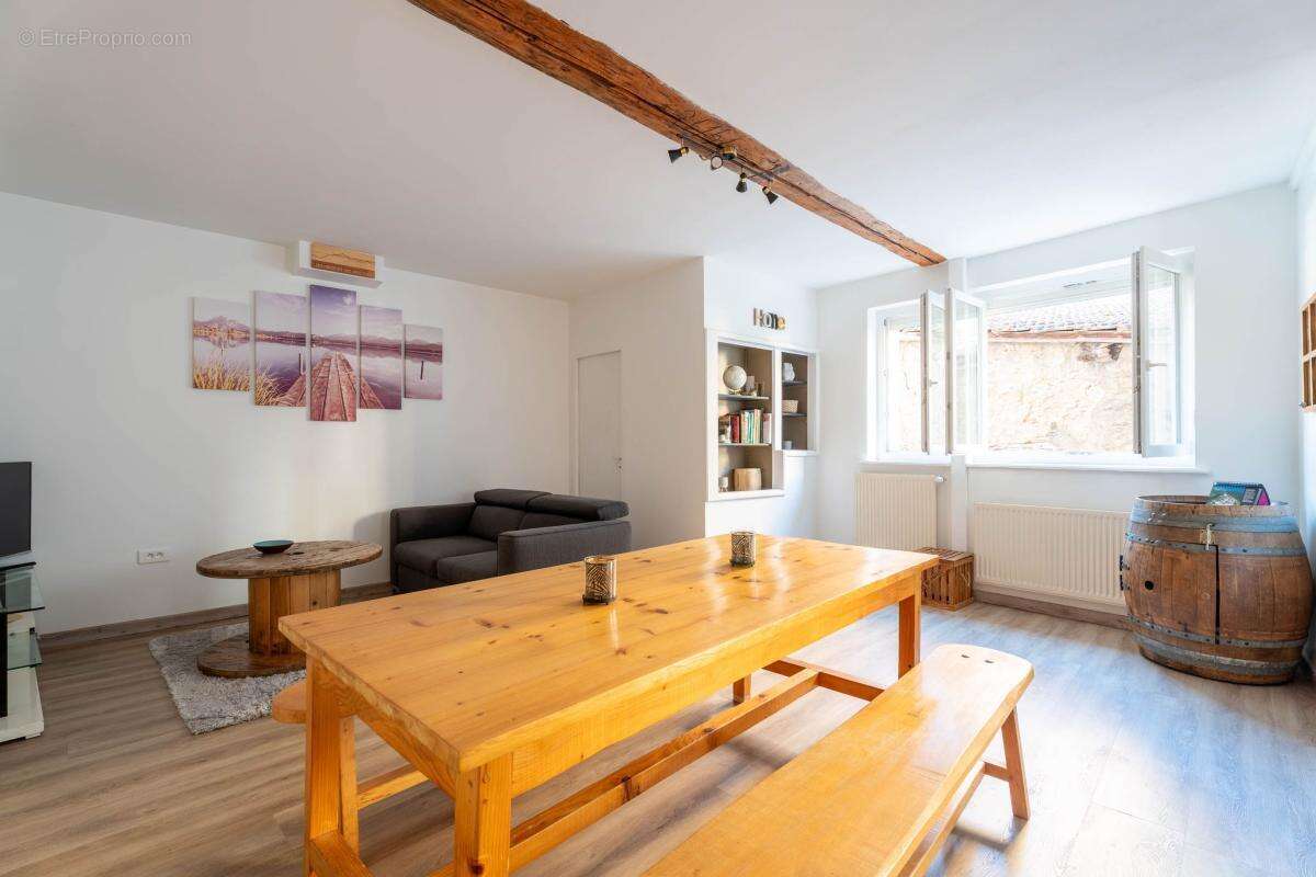 Maison à LEGNY